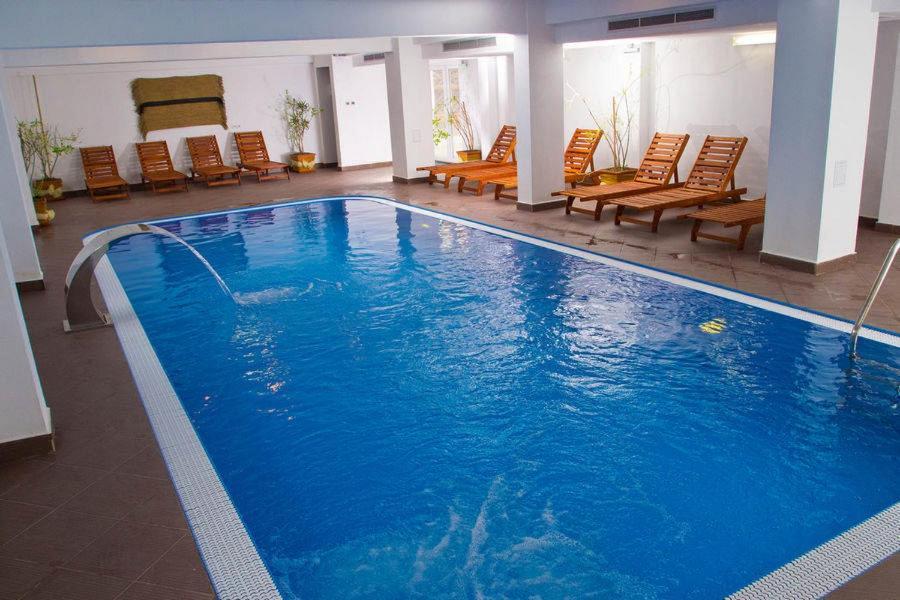 Hotel Domnitei Călimăneşti Eksteriør billede